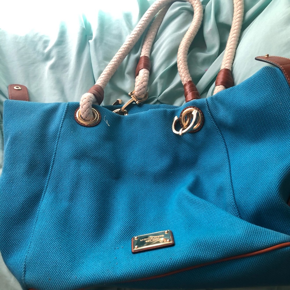 Michael kors marine style shoulder bag